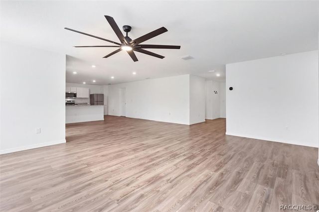 12 Pagoda Drive, Homosassa, FL 34446