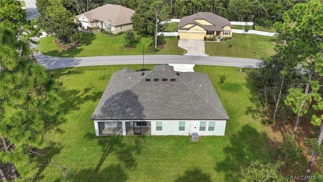 12 Pagoda Drive, Homosassa, FL 34446