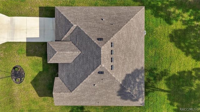 12 Pagoda Drive, Homosassa, FL 34446