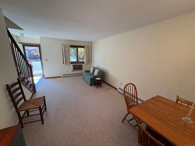 649 Middle Turnpike East E, Manchester, CT 06040