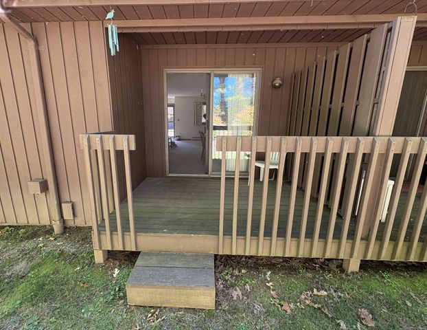 649 Middle Turnpike East E, Manchester, CT 06040