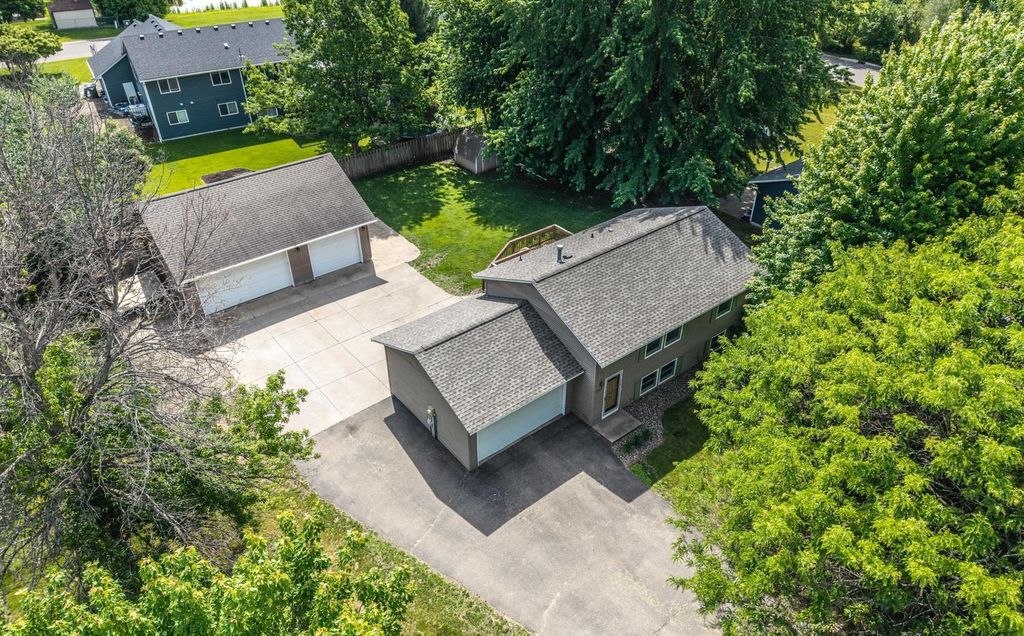 20140 Chesterfield Way, Farmington, MN 55024