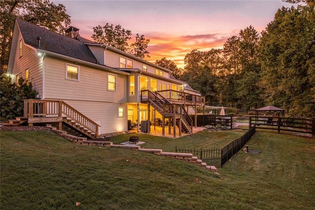 297 Henderson Lake Drive, Canton, GA 30115
