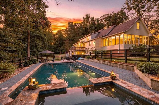 297 Henderson Lake Drive, Canton, GA 30115