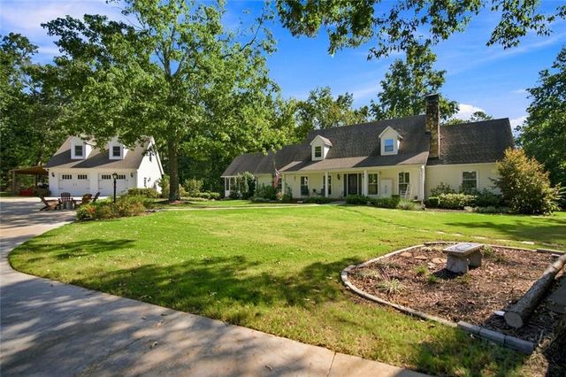 297 Henderson Lake Drive, Canton, GA 30115