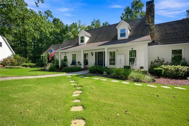 297 Henderson Lake Drive, Canton, GA 30115