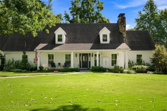 297 Henderson Lake Drive, Canton, GA 30115