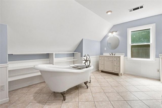 297 Henderson Lake Drive, Canton, GA 30115