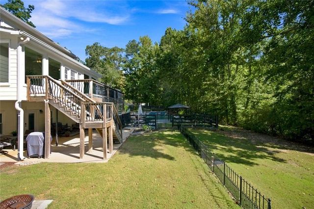 297 Henderson Lake Drive, Canton, GA 30115
