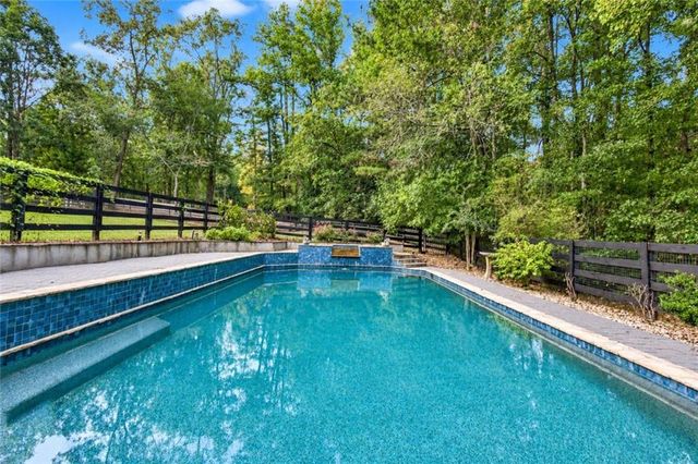 297 Henderson Lake Drive, Canton, GA 30115