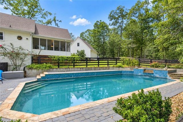 297 Henderson Lake Drive, Canton, GA 30115