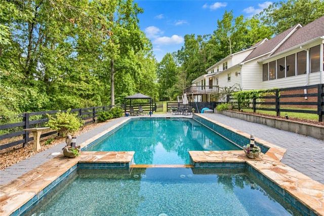 297 Henderson Lake Drive, Canton, GA 30115