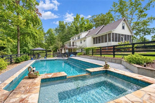 297 Henderson Lake Drive, Canton, GA 30115