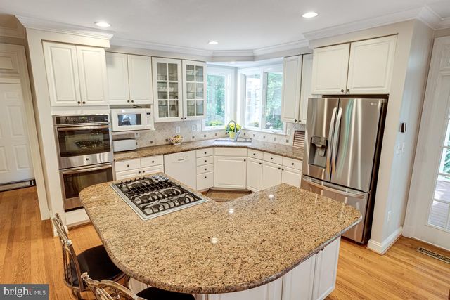 11901 CHAPEL RD, Clifton, VA 20124