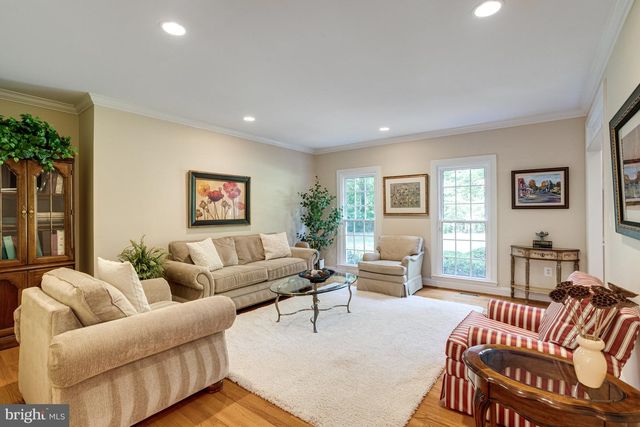 11901 CHAPEL RD, Clifton, VA 20124