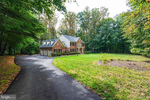 11901 CHAPEL RD, Clifton, VA 20124