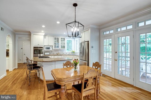 11901 CHAPEL RD, Clifton, VA 20124