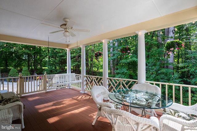 11901 CHAPEL RD, Clifton, VA 20124