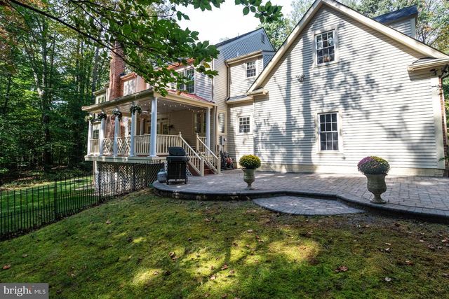 11901 CHAPEL RD, Clifton, VA 20124