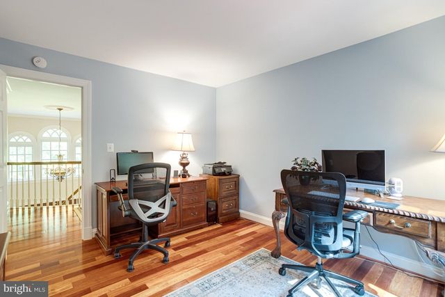 11901 CHAPEL RD, Clifton, VA 20124