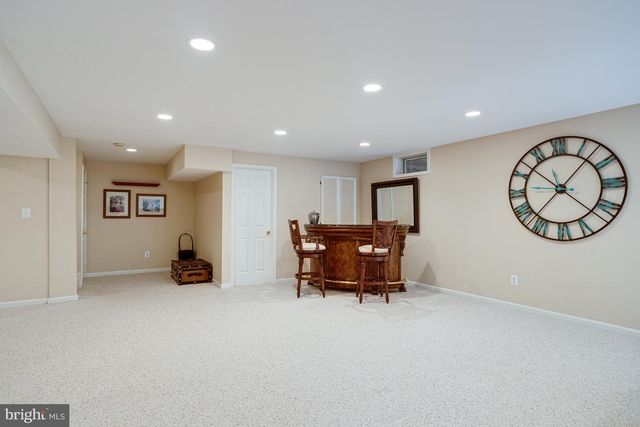 11901 CHAPEL RD, Clifton, VA 20124