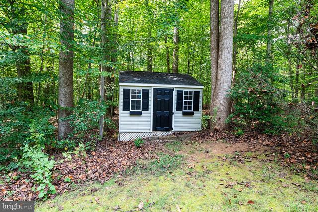 11901 CHAPEL RD, Clifton, VA 20124