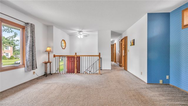 241 Norman Drive NE, Cedar Rapids, IA 52402