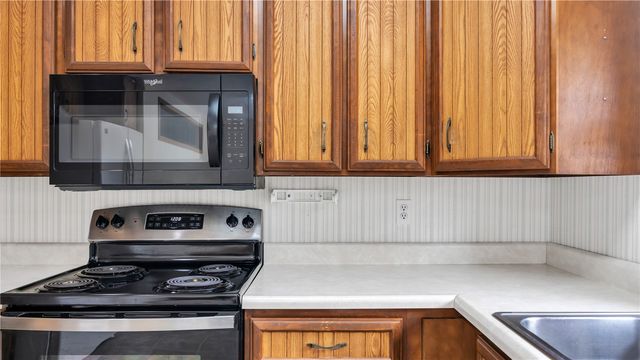 241 Norman Drive NE, Cedar Rapids, IA 52402