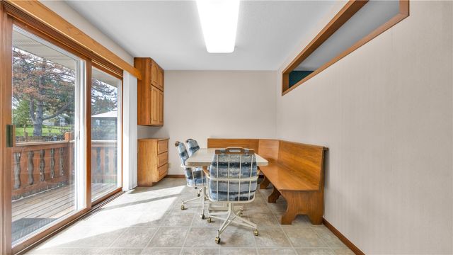 241 Norman Drive NE, Cedar Rapids, IA 52402