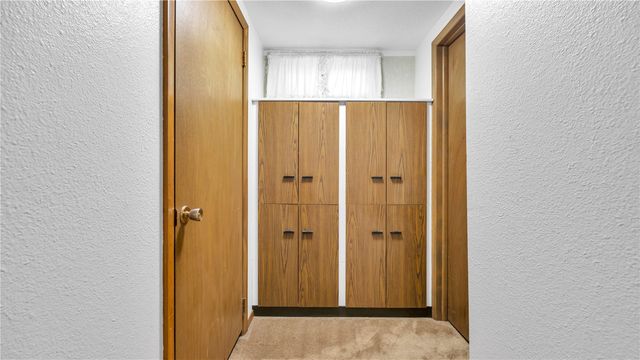 241 Norman Drive NE, Cedar Rapids, IA 52402