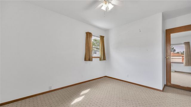 241 Norman Drive NE, Cedar Rapids, IA 52402