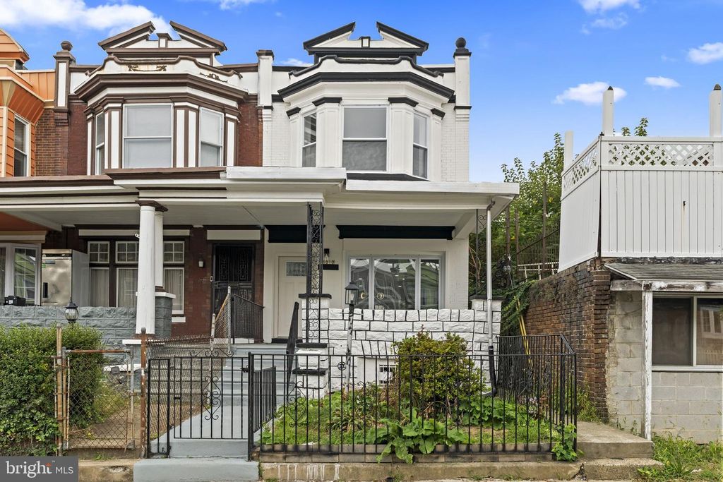 1010 S 51ST ST, Philadelphia, PA 19143