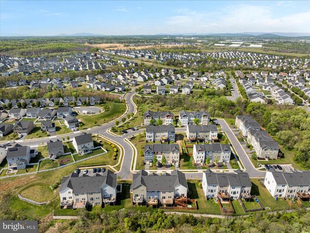 109 SPLENDOR GARDEN WAY, Stephenson, VA 22656