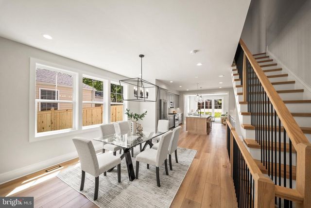 31 E REED AVE, Alexandria, VA 22305