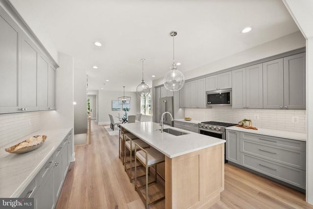 31 E REED AVE, Alexandria, VA 22305