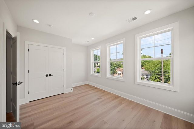 31 E REED AVE, Alexandria, VA 22305