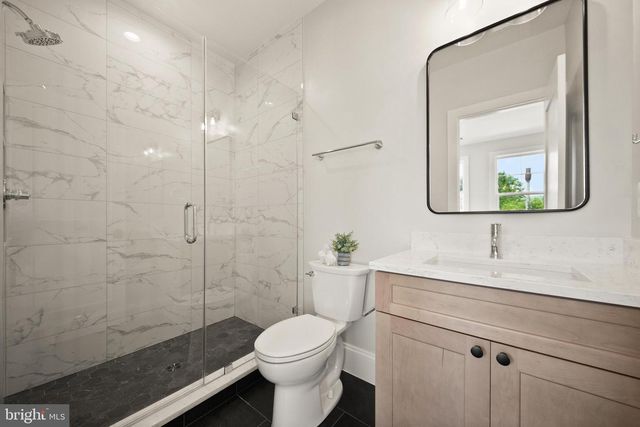 31 E REED AVE, Alexandria, VA 22305