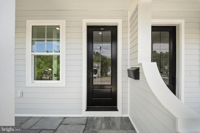 31 E REED AVE, Alexandria, VA 22305