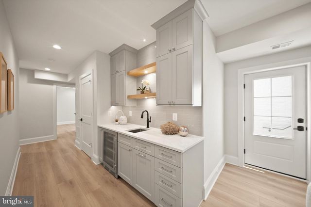 31 E REED AVE, Alexandria, VA 22305