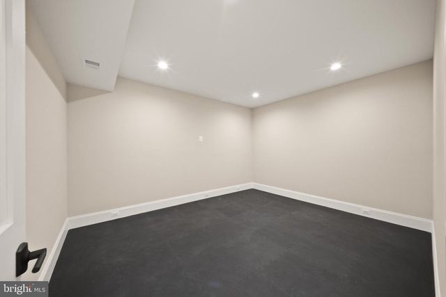 31 E REED AVE, Alexandria, VA 22305