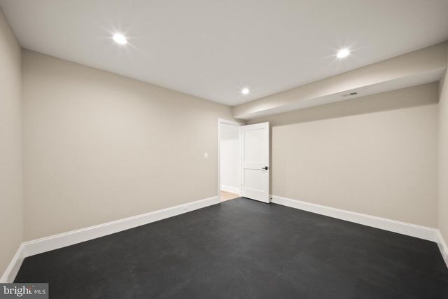 31 E REED AVE, Alexandria, VA 22305
