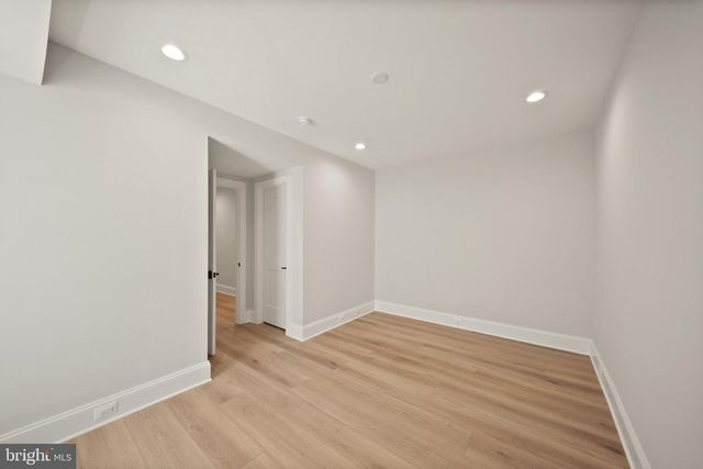 31 E REED AVE, Alexandria, VA 22305