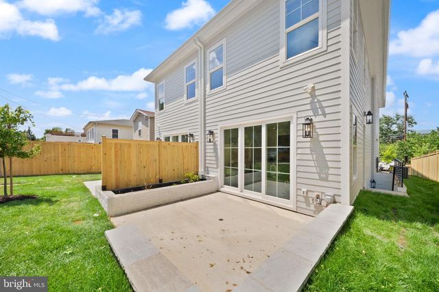 31 E REED AVE, Alexandria, VA 22305