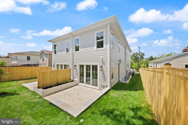31 E REED AVE, Alexandria, VA 22305