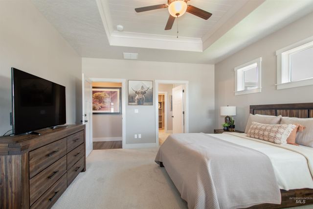 4433 S Lava Springs Loop, Nampa, ID 83686