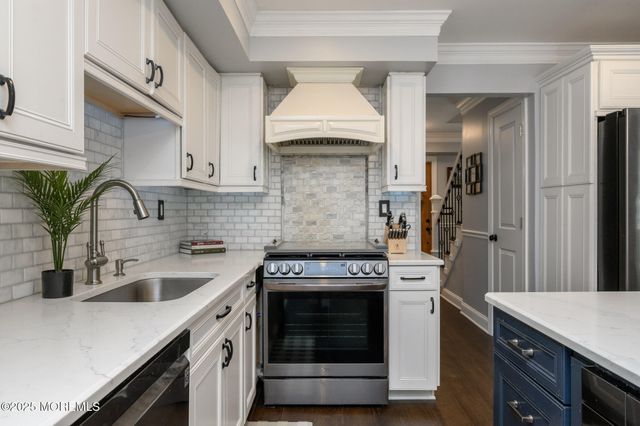 12 Dantley Drive, Howell, NJ 07731