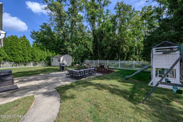 12 Dantley Drive, Howell, NJ 07731