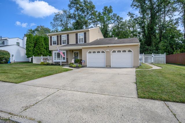 12 Dantley Drive, Howell, NJ 07731