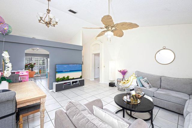 1634 SW Duclair Avenue, Port St. Lucie, FL 34953