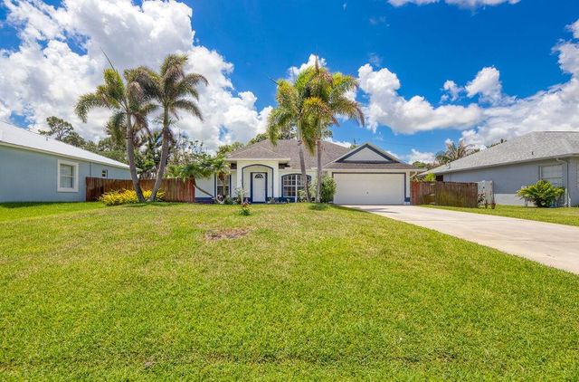 1634 SW Duclair Avenue, Port St. Lucie, FL 34953
